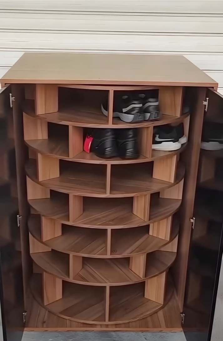 Infinity Shoe Rack